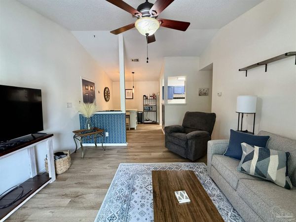2299 Scenic Hwy, Unit Apt G6, Pensacola, FL 32503