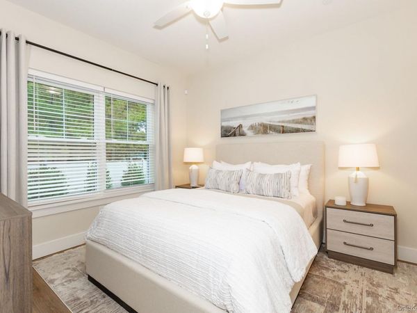 207 Romar Court , West Babylon, NY 11704