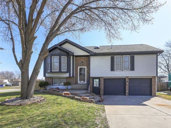 211 Gregg Street, Grain Valley, MO 64029