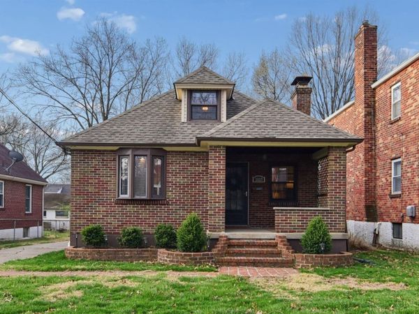 3827 Thornton Drive, Cincinnati, OH 45236