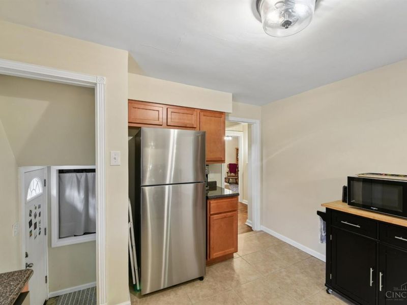 3827 Thornton Drive, Cincinnati, OH 45236 Photo 11