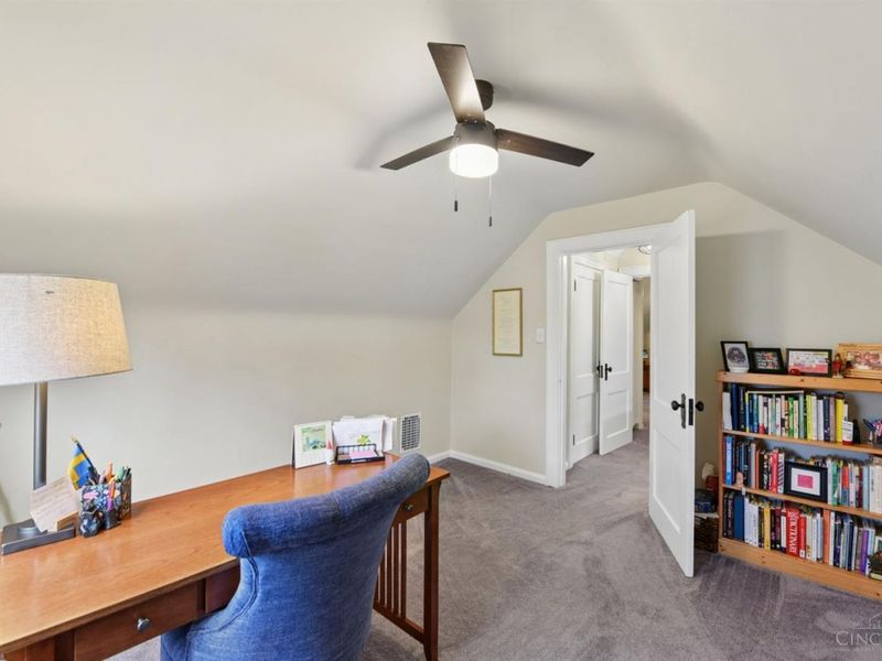 3827 Thornton Drive, Cincinnati, OH 45236 Photo 19