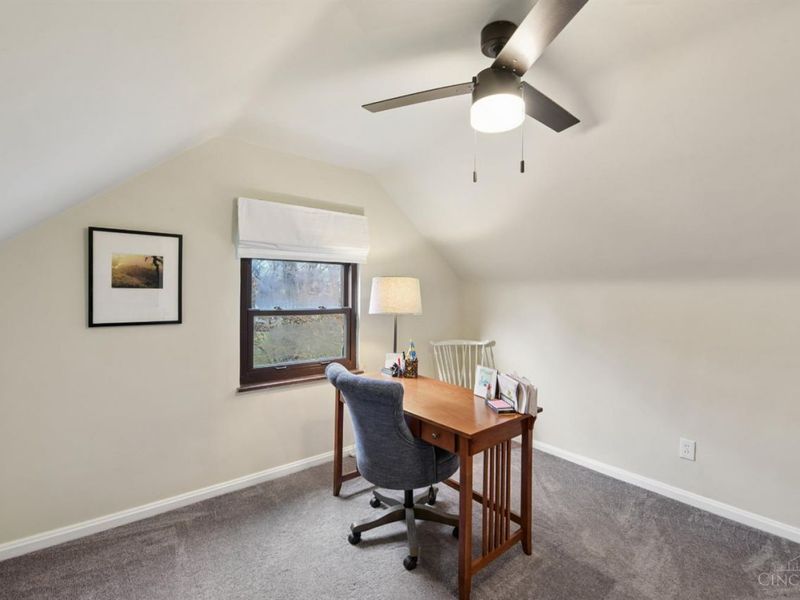 3827 Thornton Drive, Cincinnati, OH 45236 Photo 20