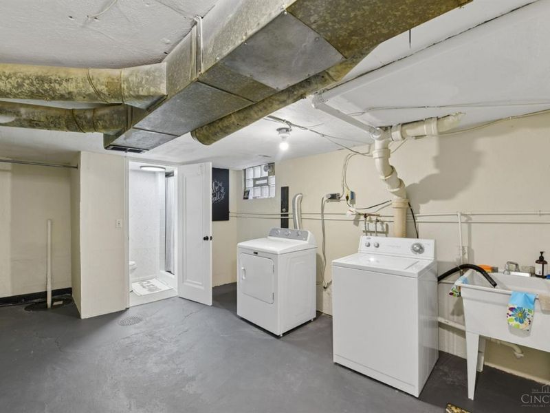 3827 Thornton Drive, Cincinnati, OH 45236 Photo 25