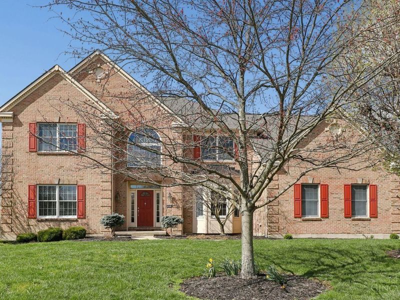 8451 Beckett Pointe Drive, West Chester, OH 45069 Photo 2