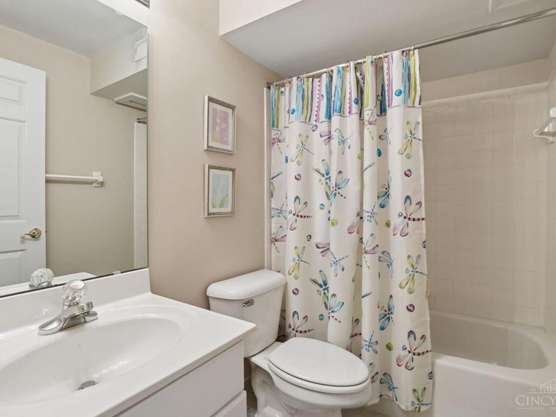 8451 Beckett Pointe Drive, West Chester, OH 45069 Photo 48