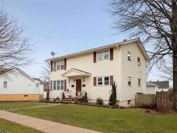 154 W High St, Bound Brook, NJ 08805