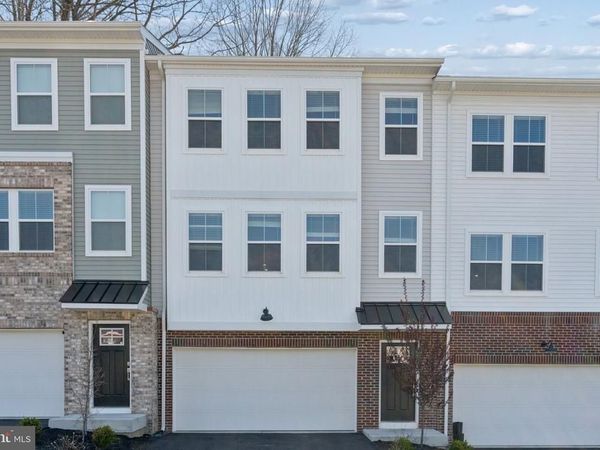 135 FOUR LEAF DRIVE, DOWNINGTOWN, PA 19335