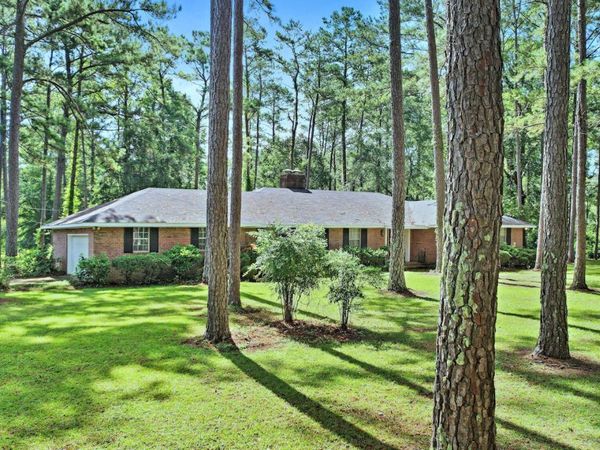 1270 Wadsworth Drive, Albany, GA 31721