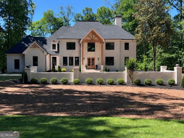 450 Birkdale Drive, Fayetteville, GA 30215