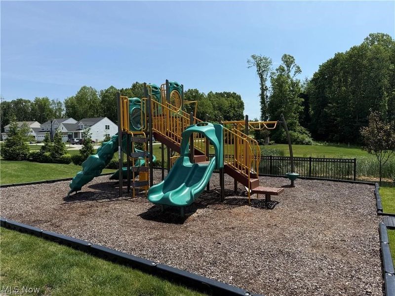 3443 Alder Avenue , Green, OH 44685 Photo 3