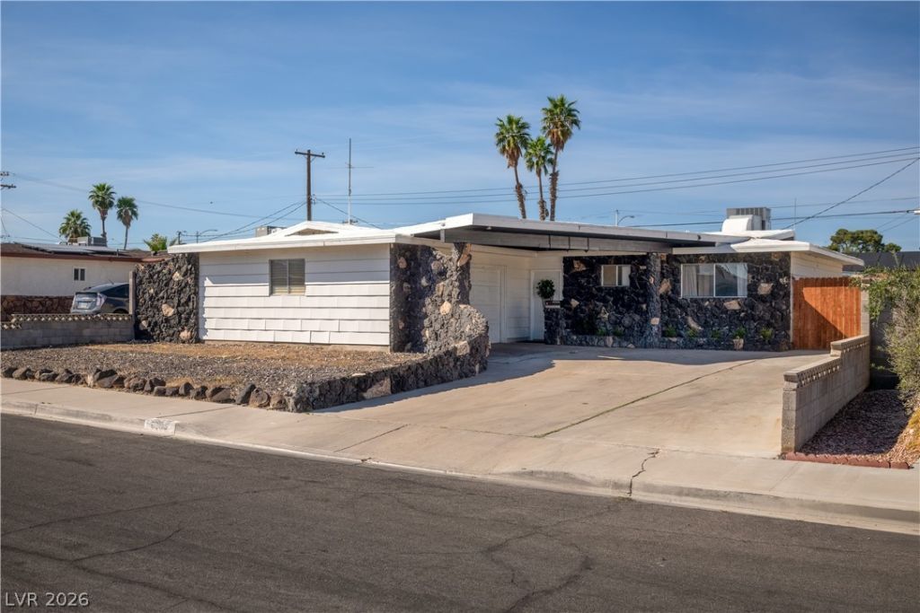 6208 Cromwell Avenue, Las Vegas, NV 89107 Main Photo
