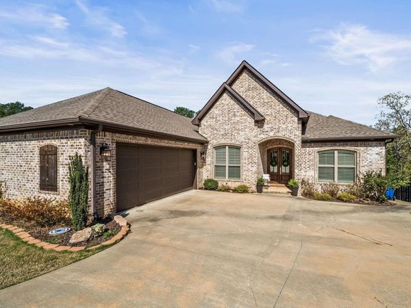 3 Ridgeview Lane, Maumelle, AR 72113