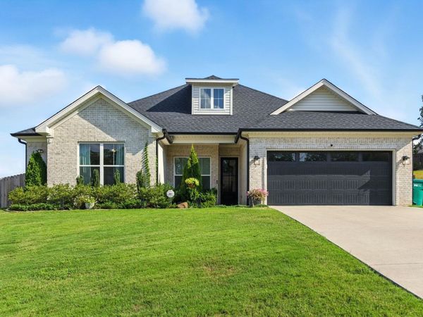 17205 Edinburgh Drive, Little Rock, AR 72210