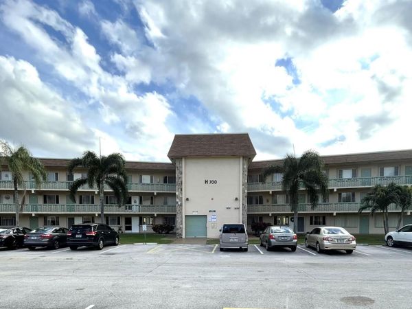 700 Village Green Court, Unit 319, Palm Springs, FL 33461