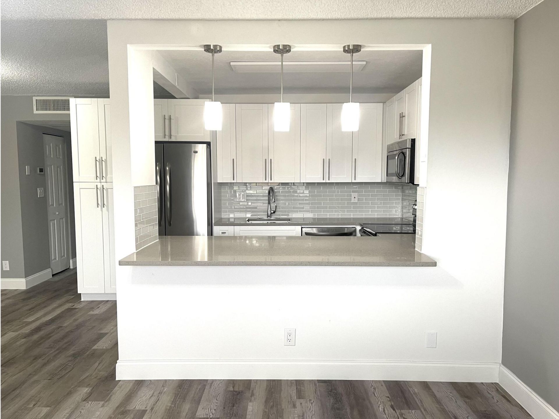 700 Village Green Court, Unit 319, Palm Springs, FL 33461 Photo