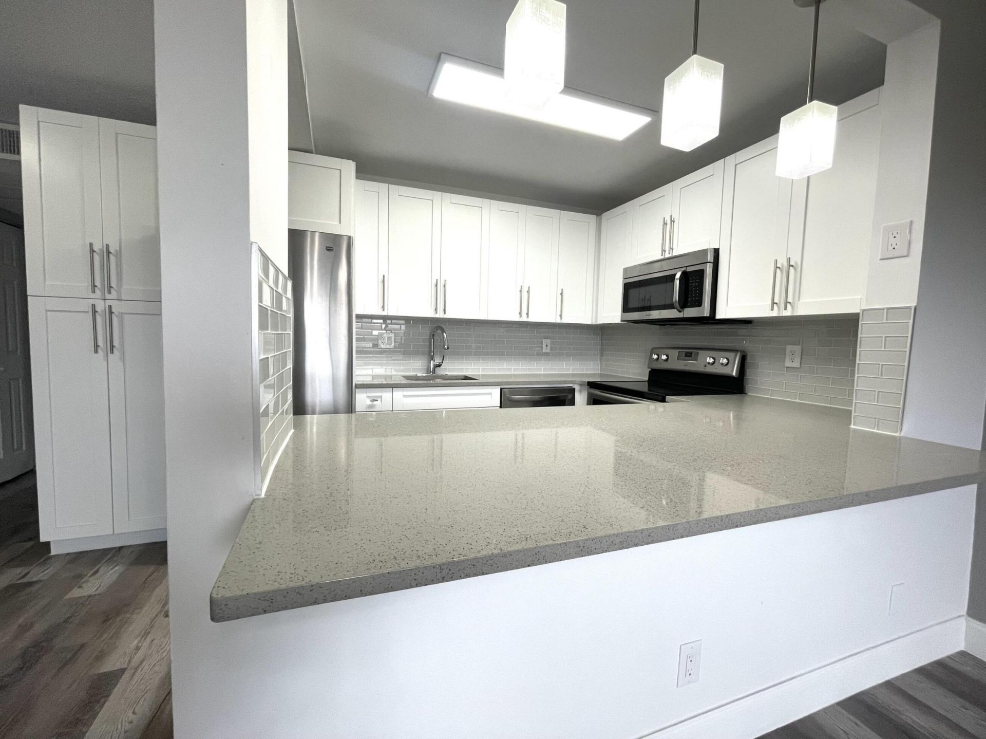 700 Village Green Court, Unit 319, Palm Springs, FL 33461 Photo
