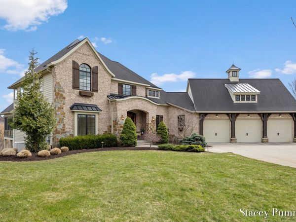 6450 Roma Terrace Drive NE, Ada, MI 49301