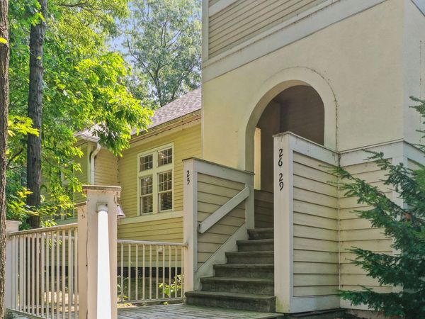 18485 Dunecrest Drive, Unit 25, New Buffalo, MI 49117