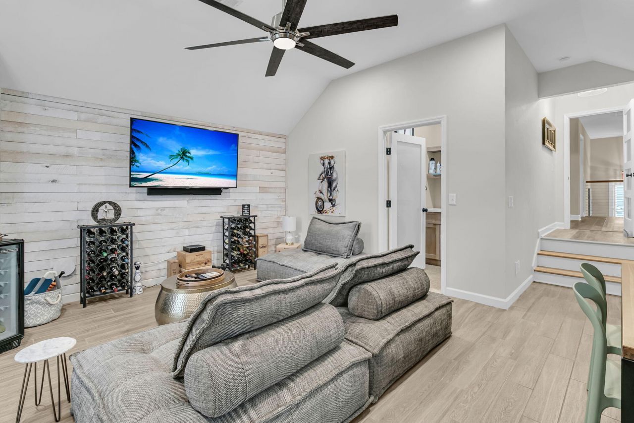 3445 Attley Street Photo 23