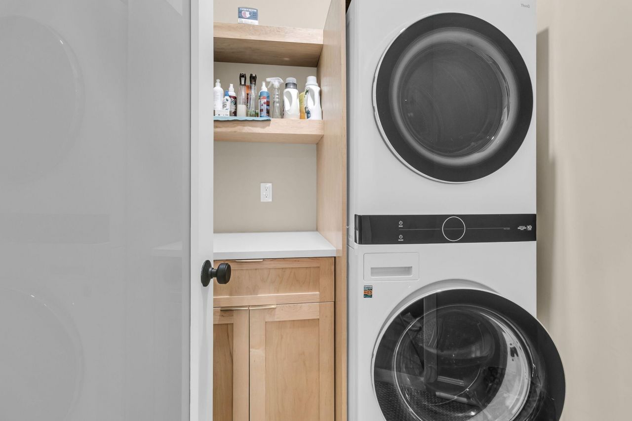 3445 Attley Street Photo 24