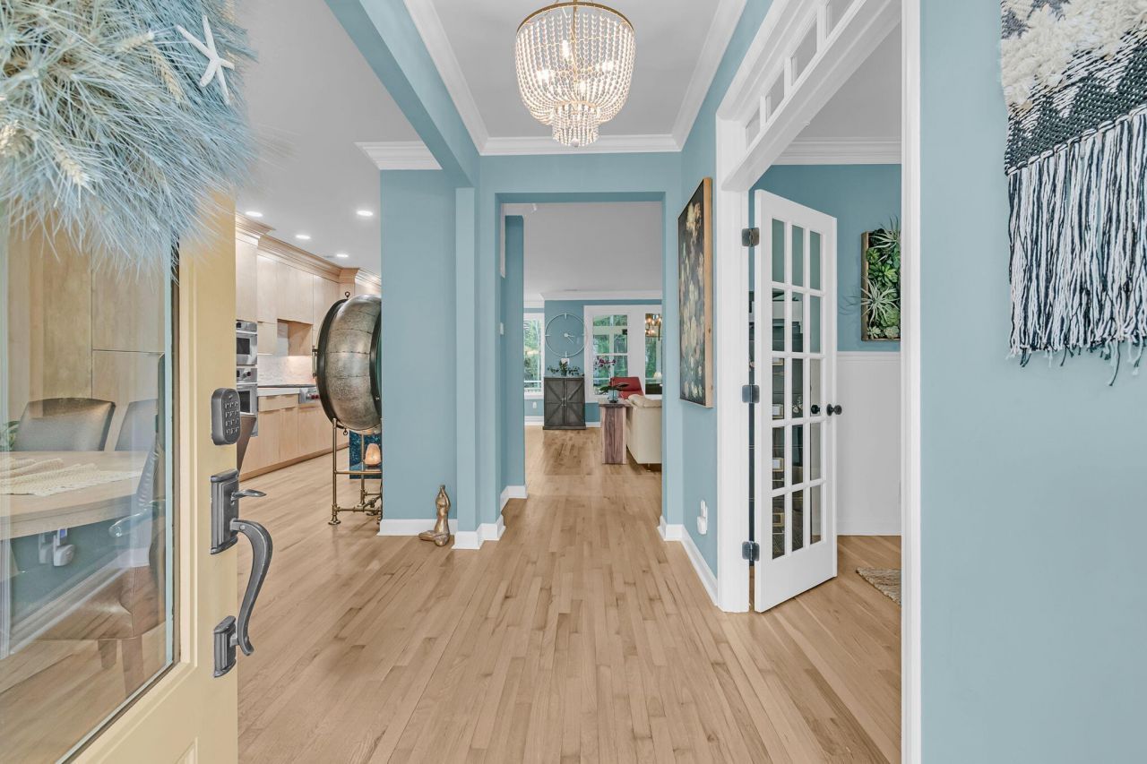 3445 Attley Street Photo 4