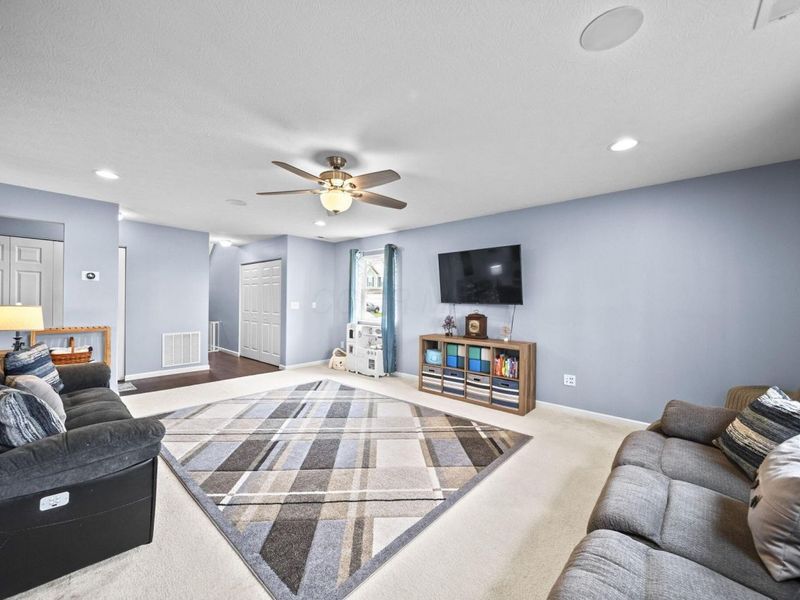 4405 Coble Glen Lane , Canal Winchester, OH 43110 Photo 13