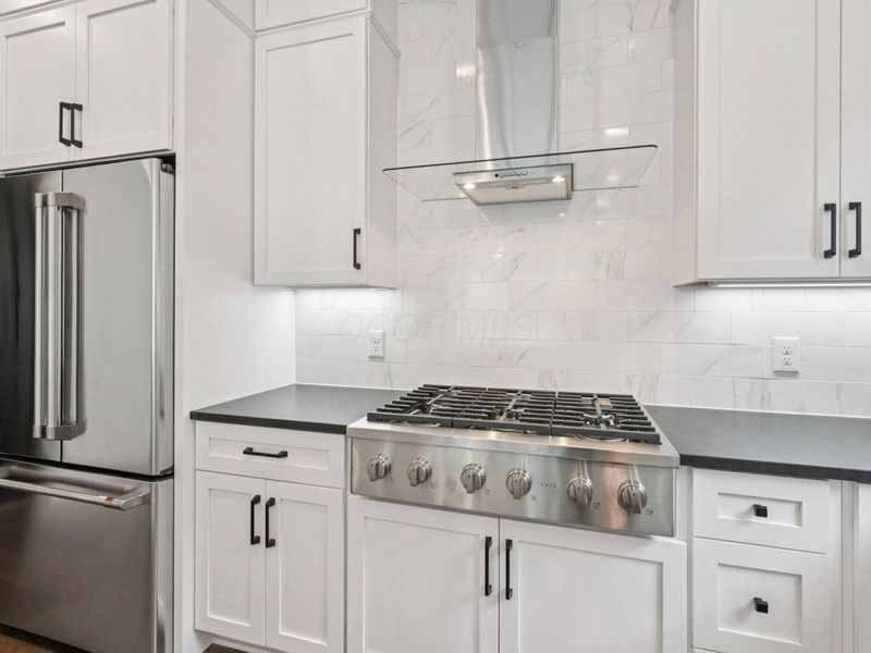 2842 Gunnison Drive , Unit 204, Columbus, OH 43228 Photo 10