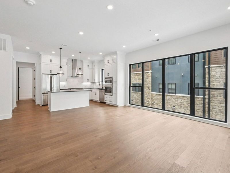 2842 Gunnison Drive , Unit 204, Columbus, OH 43228 Photo 17