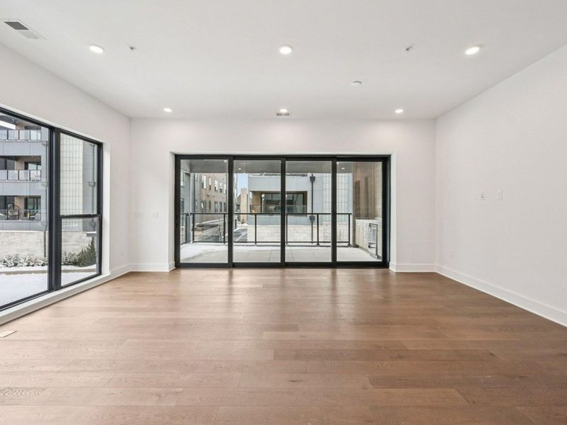 2842 Gunnison Drive , Unit 204, Columbus, OH 43228 Photo 18