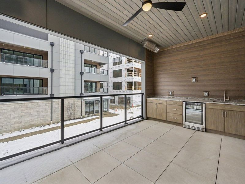 2842 Gunnison Drive, Unit 204, Columbus, OH 43228 Photo 20