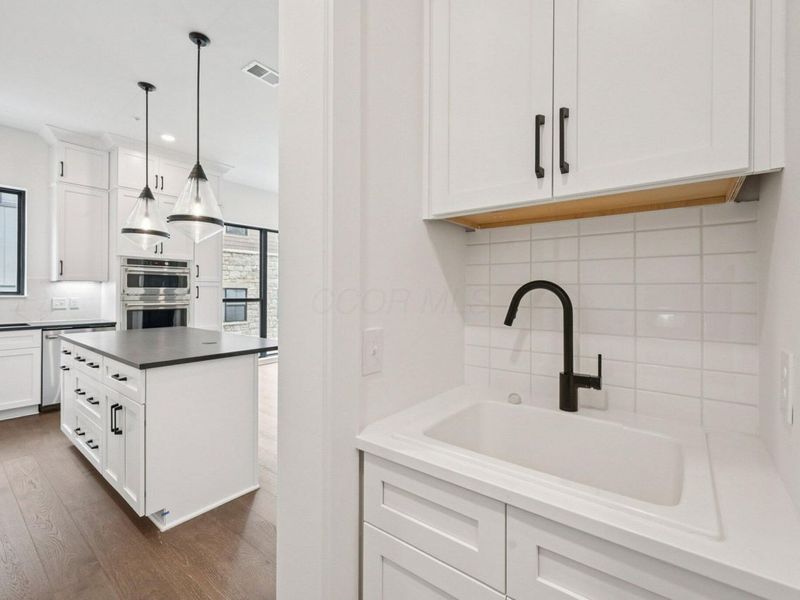 2842 Gunnison Drive , Unit 204, Columbus, OH 43228 Photo 33