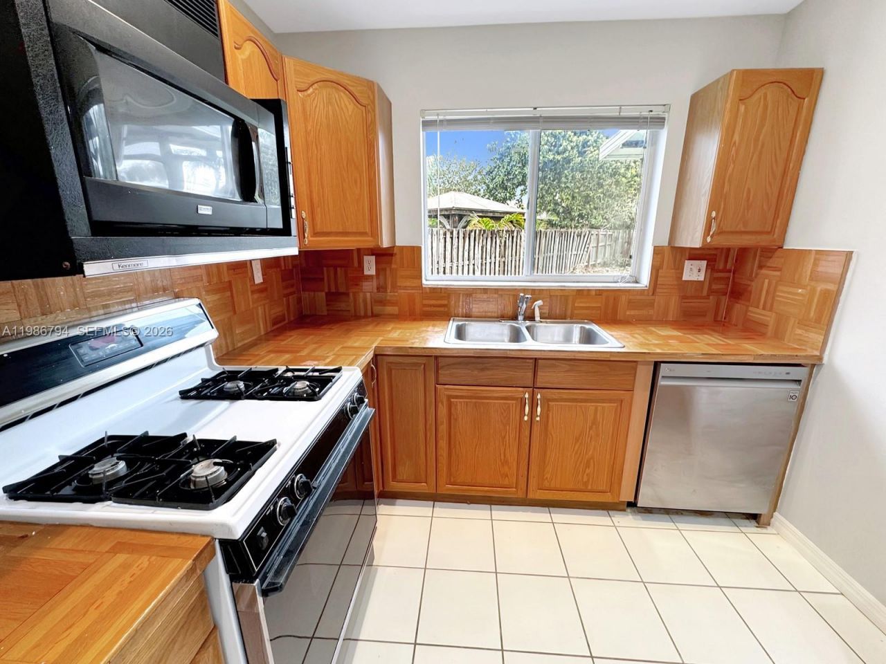 15041 SW 147th Pl , Miami, FL 33196 Photo