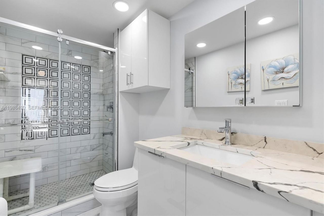 20281 E Country Cub Drive , Unit 1712, Aventura, FL 33180 Photo