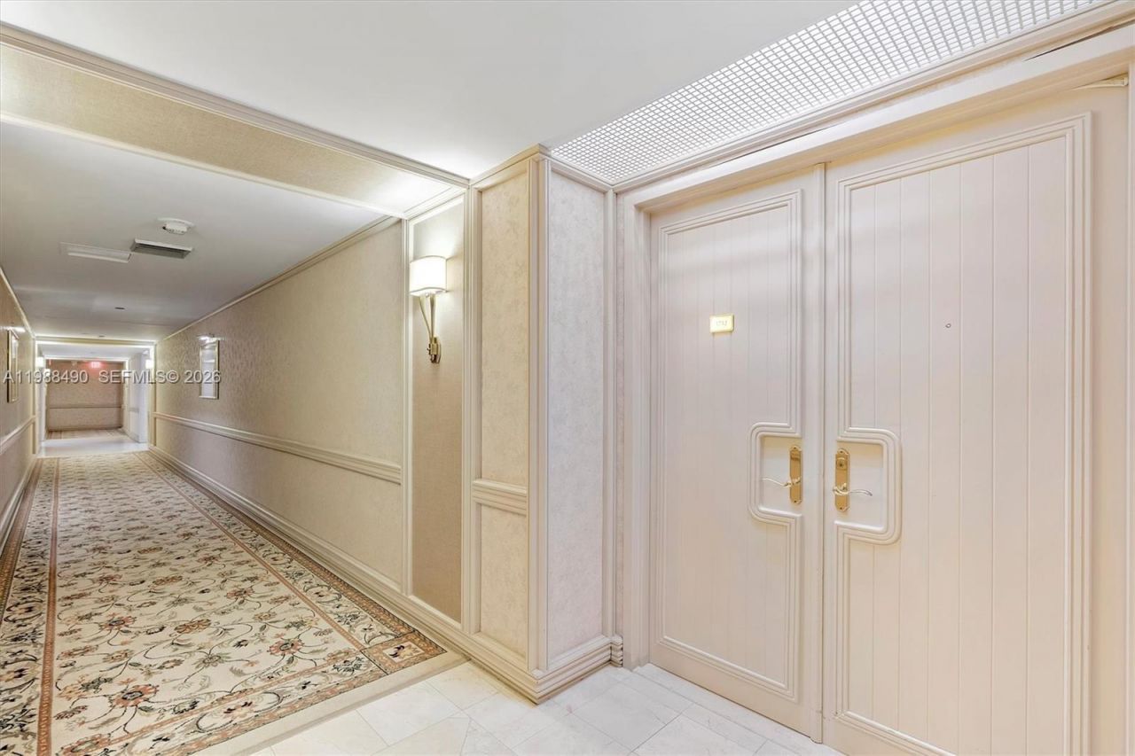 20281 E Country Cub Drive , Unit 1712, Aventura, FL 33180 Photo