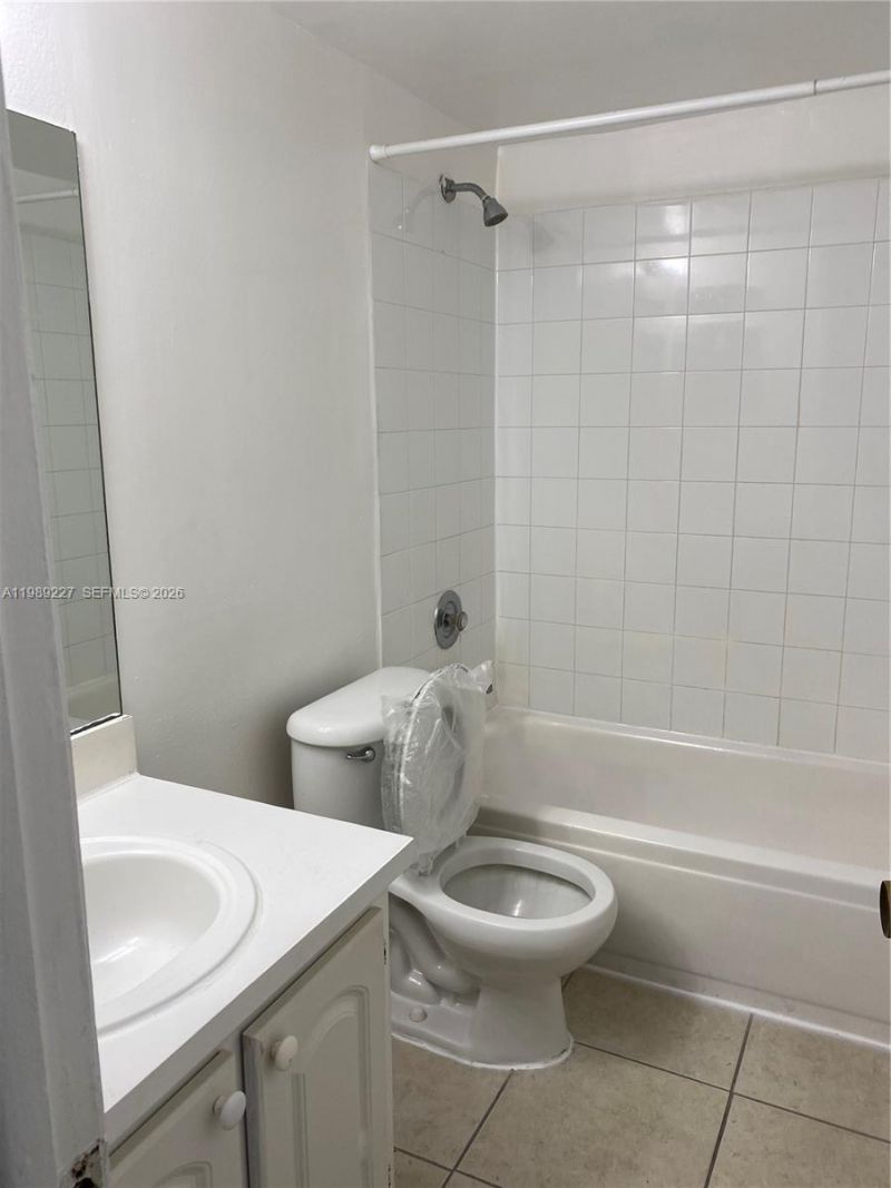 4453 Treehouse Ln, Unit C15, Tamarac, FL 33319 Photo