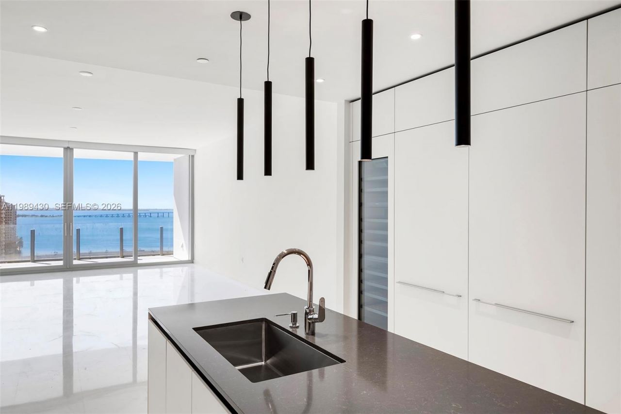 300 Biscayne Blvd Way, Unit 1904C, Miami, FL 33131 Photo