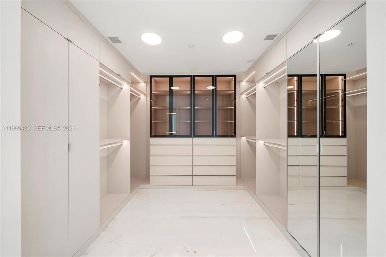 300 Biscayne Blvd Way, Unit 1904C, Miami, FL 33131 Photo