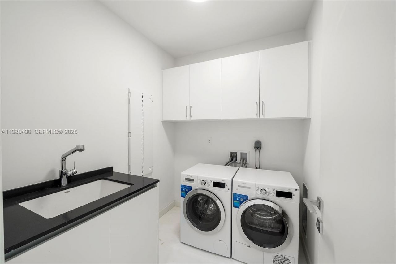 300 Biscayne Blvd Way, Unit 1904C, Miami, FL 33131 Photo