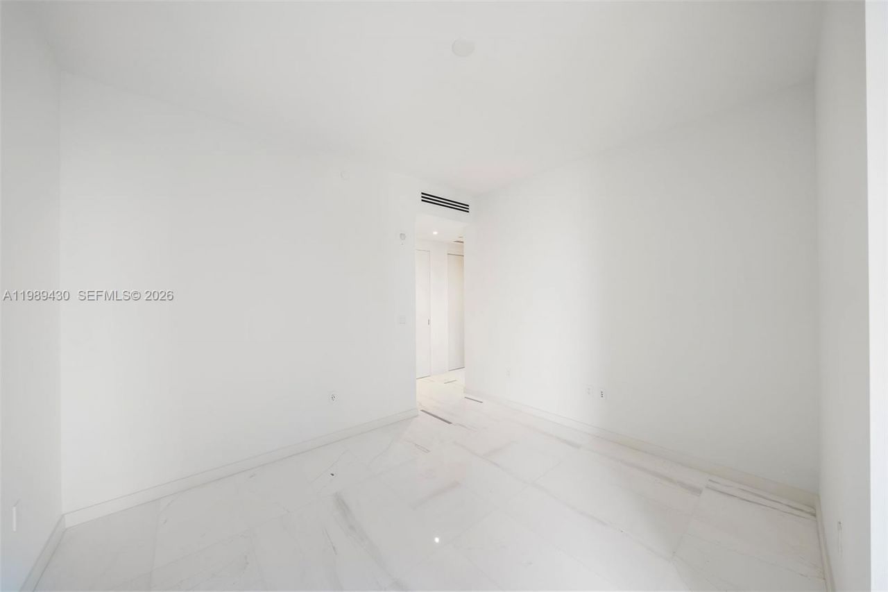 300 Biscayne Blvd Way, Unit 1904C, Miami, FL 33131 Photo
