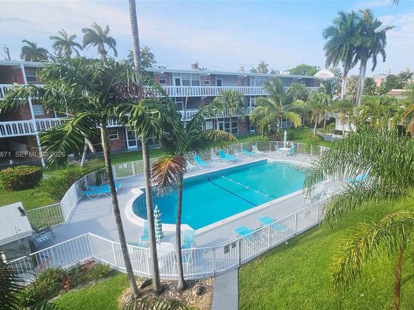 141 NE 10th Ave, Unit 22C, Hallandale Beach, FL 33009