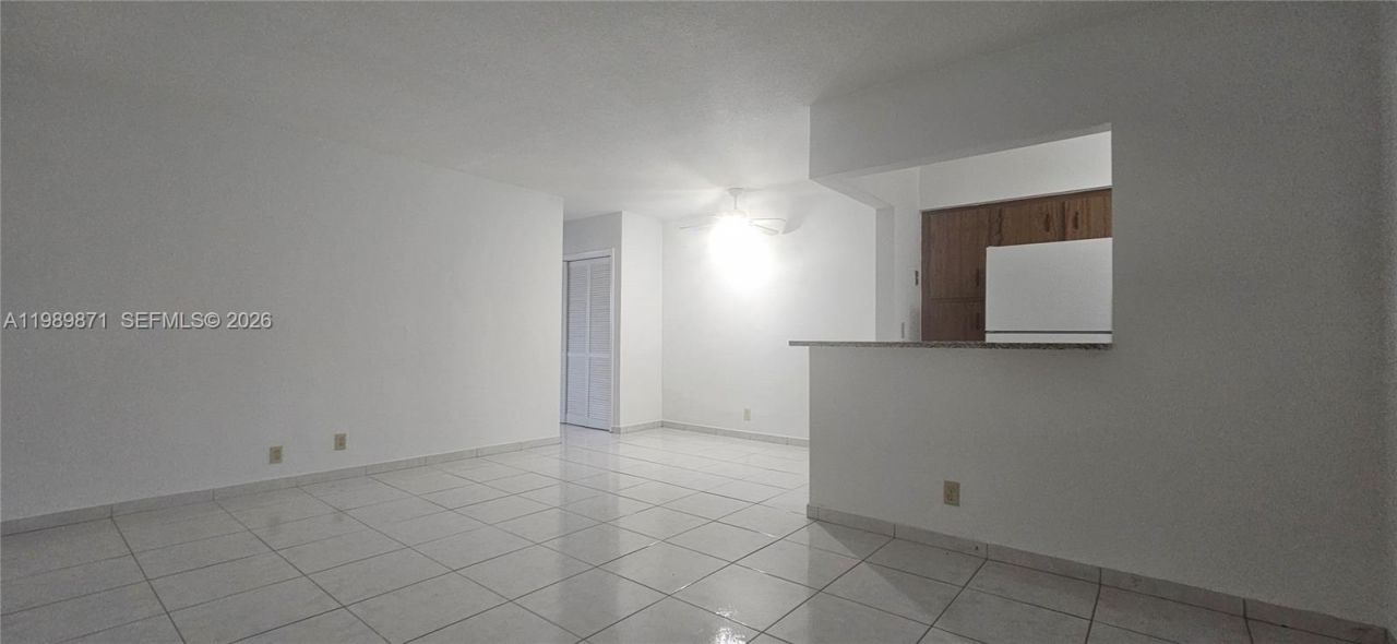 141 NE 10th Ave, Unit 22C, Hallandale Beach, FL 33009 Photo