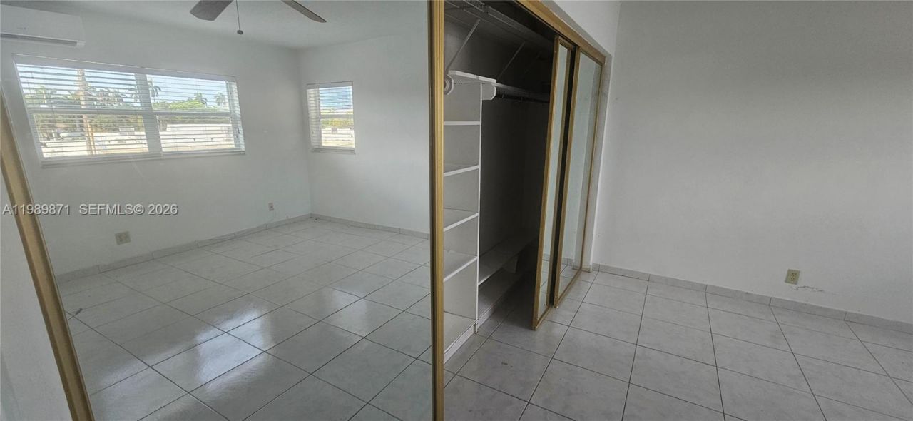 141 NE 10th Ave, Unit 22C, Hallandale Beach, FL 33009 Photo