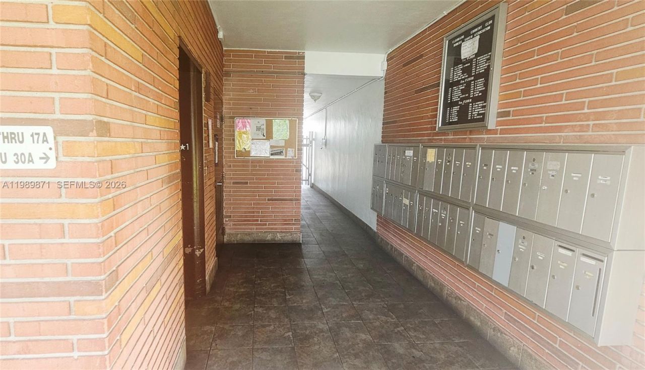 141 NE 10th Ave, Unit 22C, Hallandale Beach, FL 33009 Photo