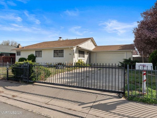 719 Palmwood Drive, Sparks, NV 89434