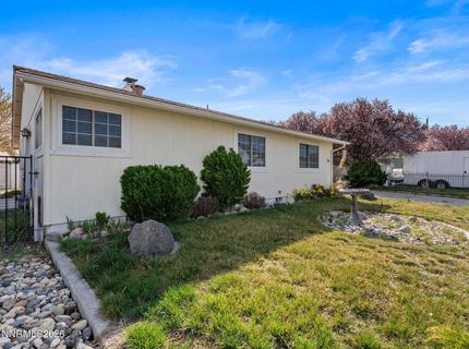 719 Palmwood Drive, Sparks, NV 89434 Photo