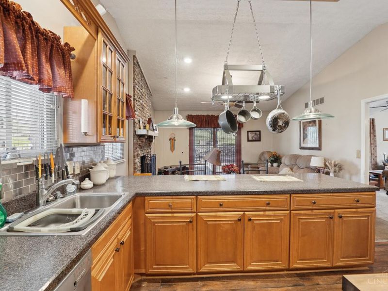 5574 Tylersville Road, West Chester, OH 45069 Photo 19