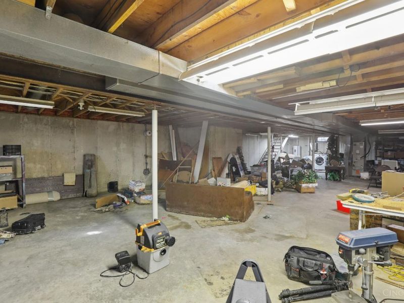 5574 Tylersville Road, West Chester, OH 45069 Photo 32