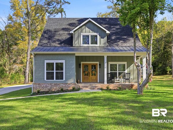 711 Deer Avenue, Daphne, AL 36526