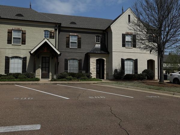 507 Farm View Dr, Oxford, MS 38655